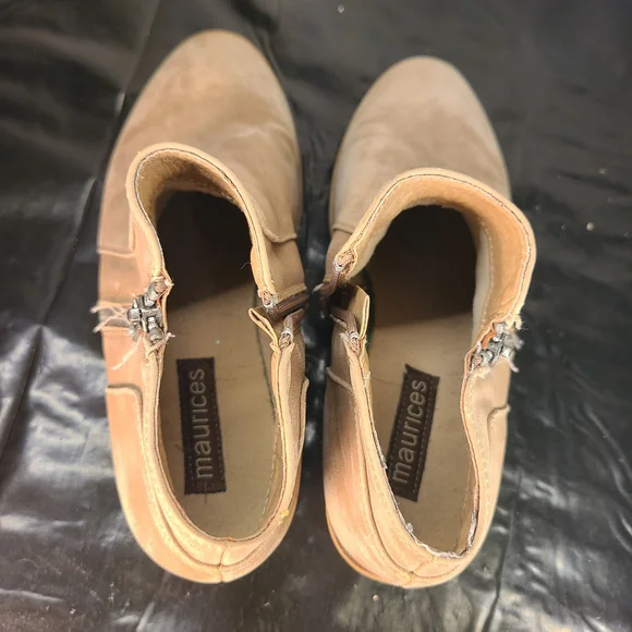 Maurices suede ankle boots - Picture 9 of 12